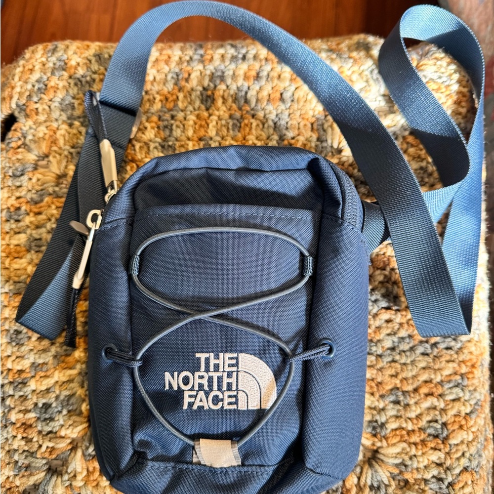 Sling bag north face
